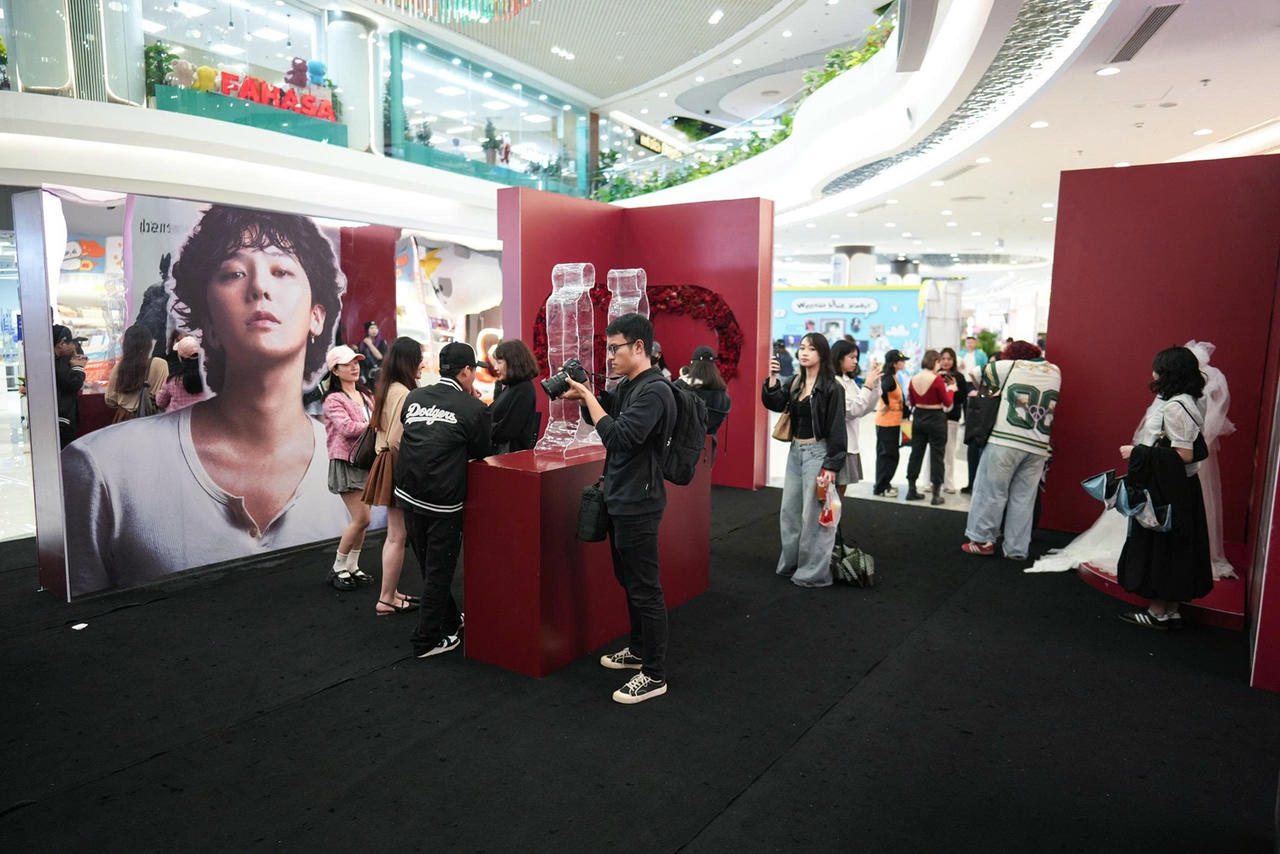 Fan đổ về Ocean City check in G-DRAGON 2025 WORLD TOUR [Übermensch] IN HANOI, háo hức chờ concert lịch sử