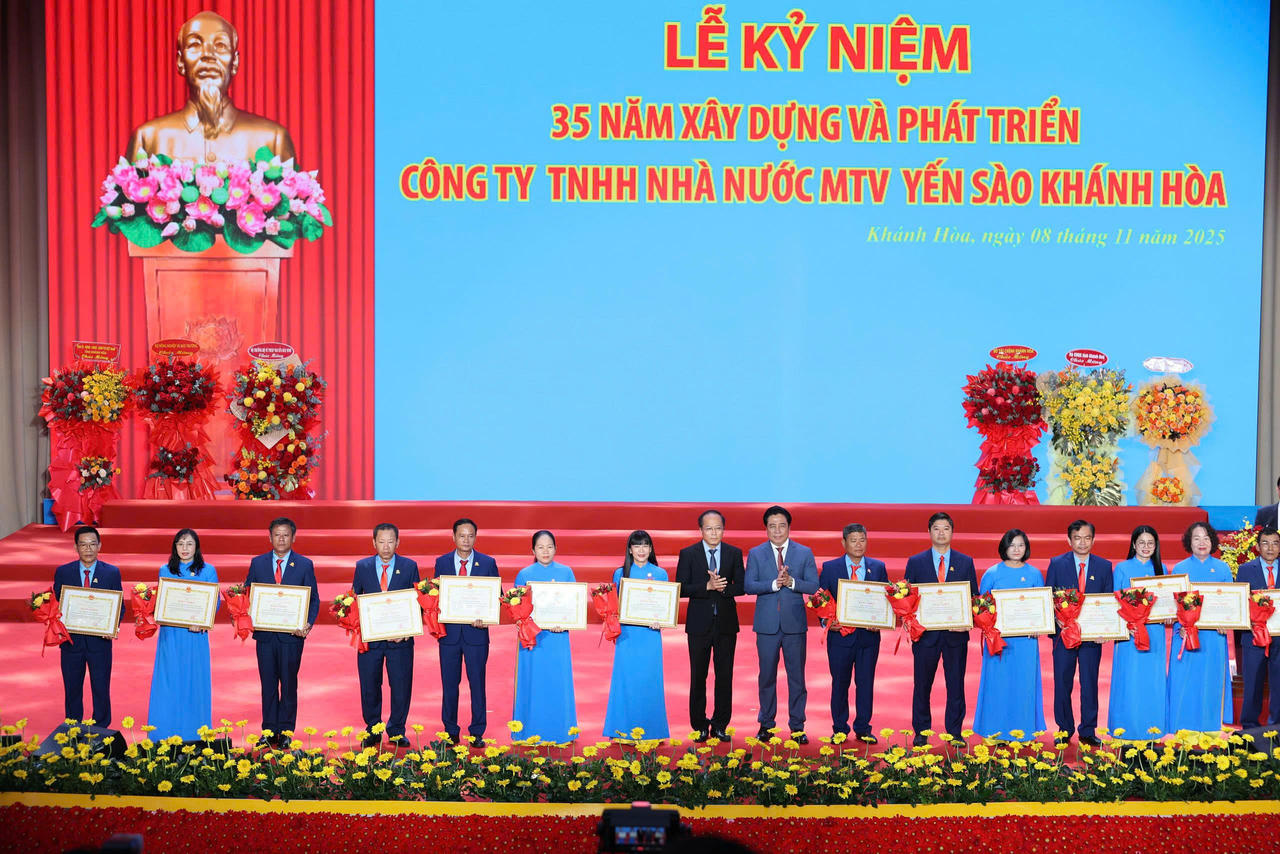 Công ty Yến sào Khánh Hòa kỷ niệm 35 năm ngày thành lập