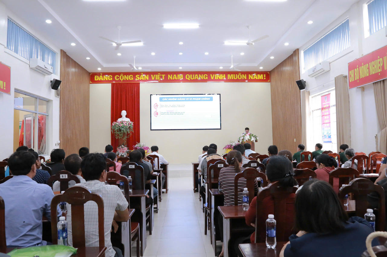 Quang cảnh buổi tọa đàm.