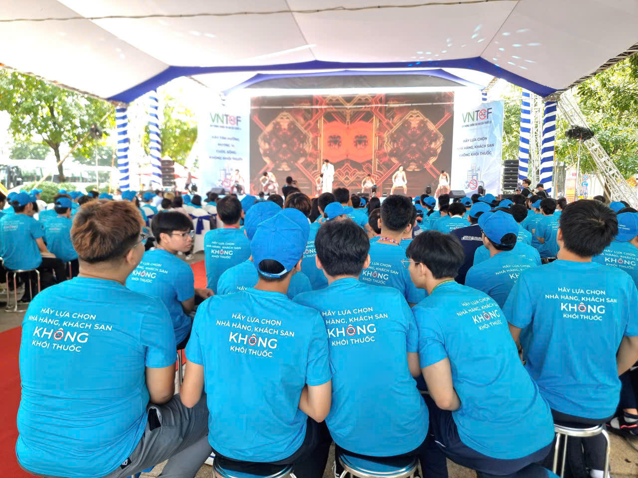 Những thông điệp đầy ý nghĩa để người dân nâng cao nhận thức về phòng chống thuốc lá.