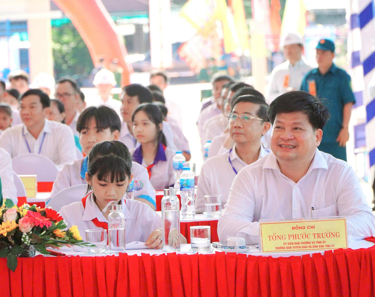 Đại biểu tỉnh An Giang tham dự lễ khởi công trường học biên giới.