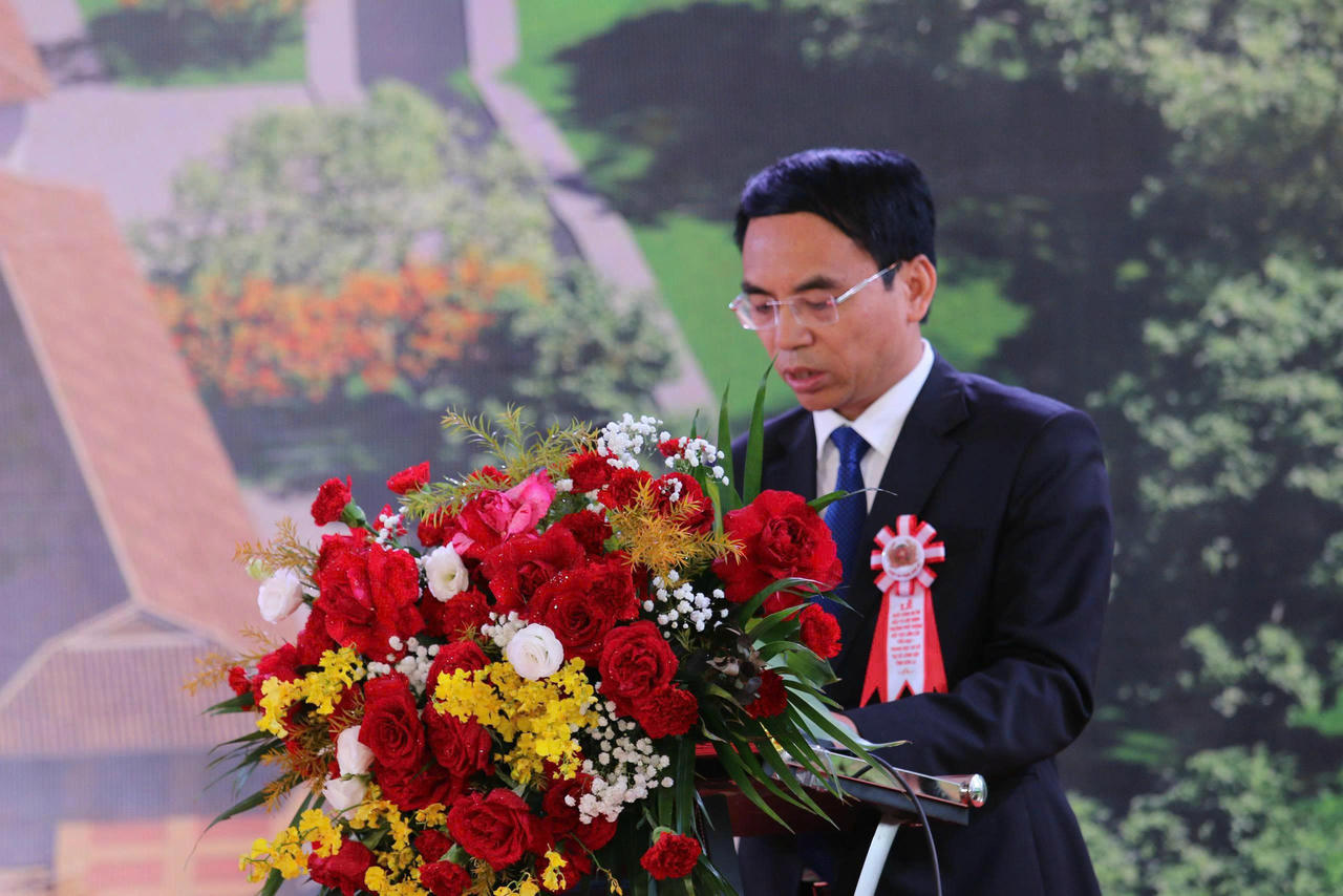 Ông Nguyễn Minh Tiến - Phó Chủ tịch UBND tỉnh Sơn La phát biểu tại buổi lễ.