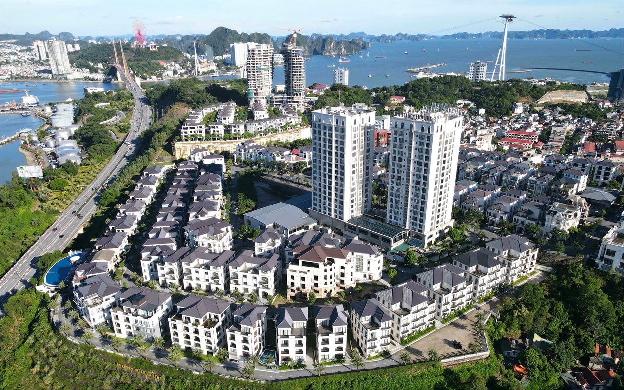 Quảng Ninh tự tin, vững vàng, tiến mạnh trong kỷ nguyên phát triển mới -
Bài 1: Khẳng định vị thế cực tăng trưởng phía Bắc