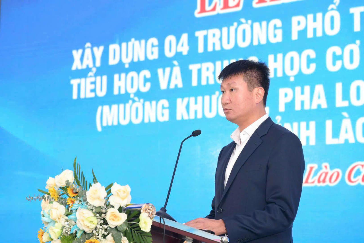 Chủ tịch UBND tỉnh Lào Cai Trần Huy Tuấn phát biểu tại buổi lễ.