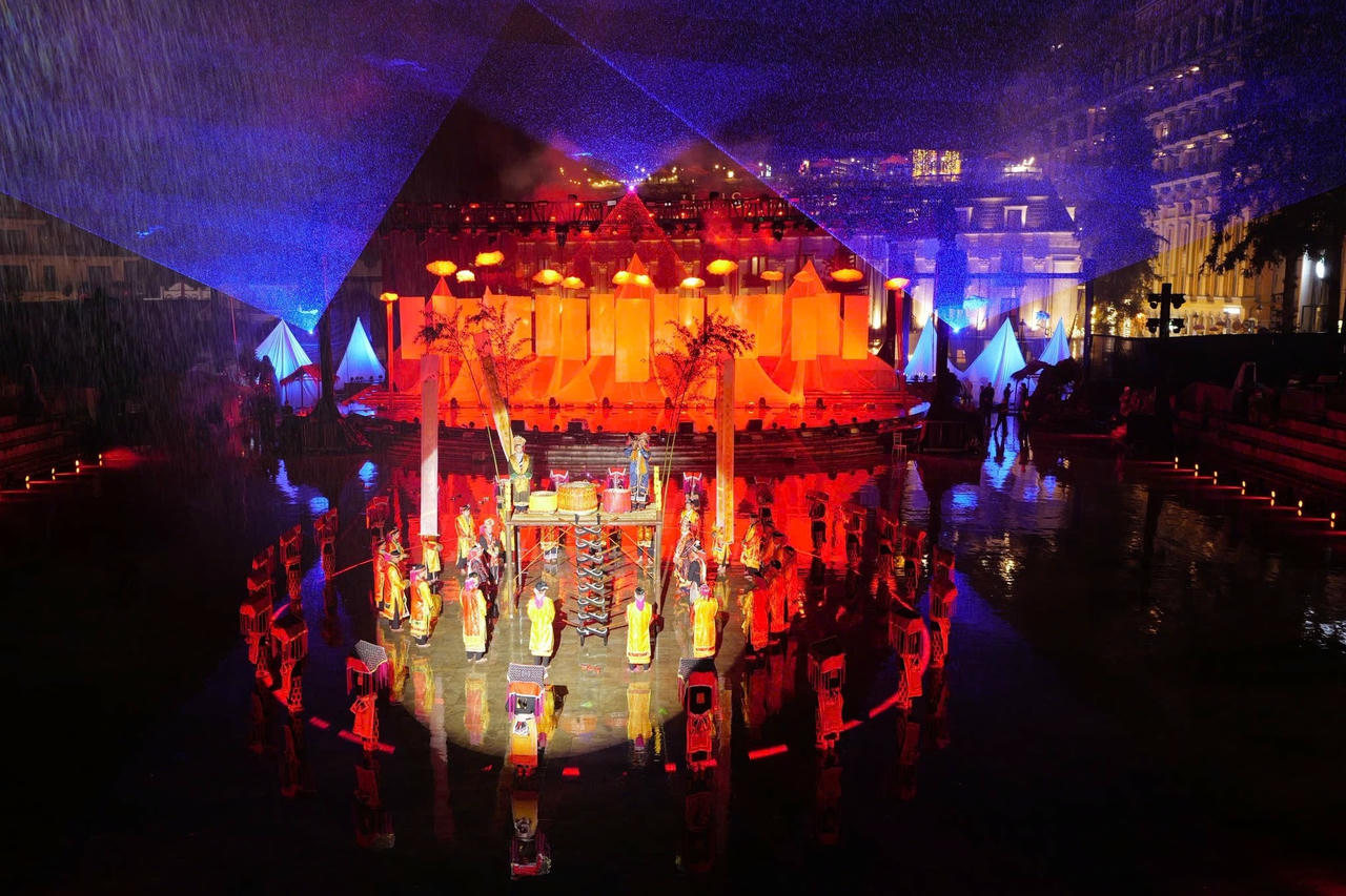 Người Dao đỏ và núi rừng cất tiếng 'Thiêng'