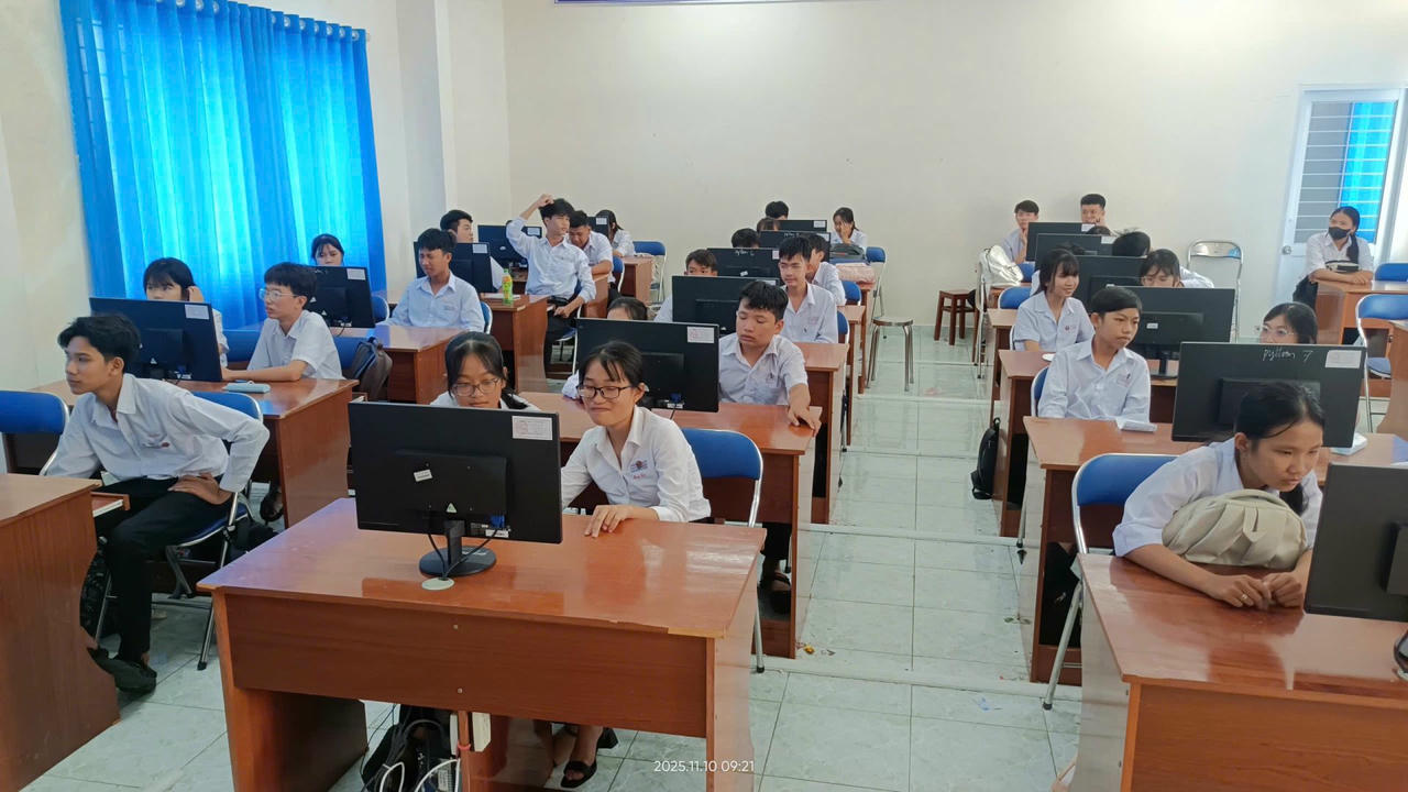 Lan tỏa tình yêu biển, đảo Tổ quốc trong học sinh 