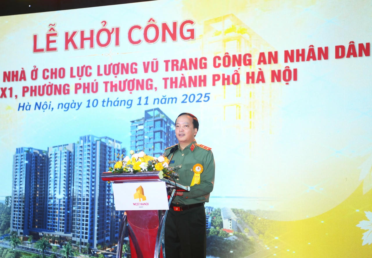 Thứ trưởng Đặng Hồng Đức phát biểu tại Lễ khởi công.