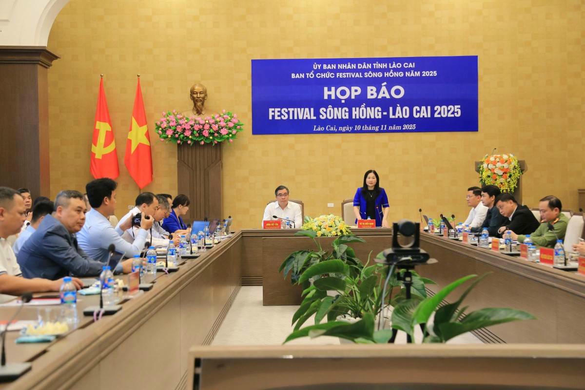 Toàn cảnh buổi họp báo về Festival Sông Hồng 2025. Ảnh: Đức Văn.