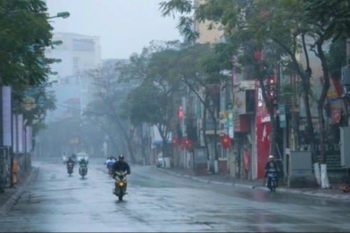 Thời tiết hôm nay - 10/11: Hà Nội mưa rải rác, Thanh Hóa - Huế mưa rào vài nơi