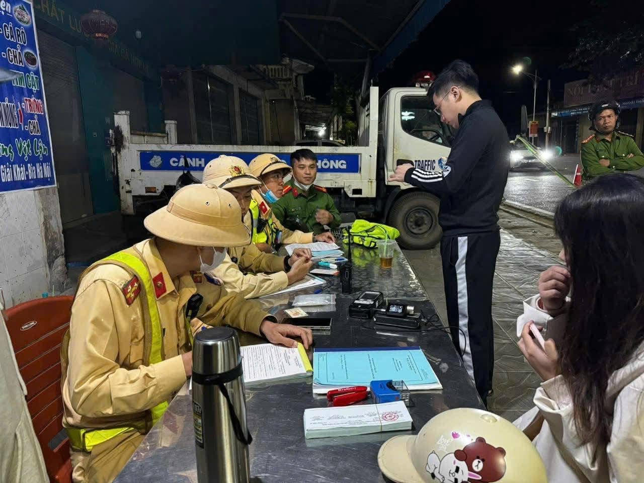 Bắc Ninh "tổng kiểm soát Chủ nhật", xử lý 176 trường hợp vi phạm nồng độ cồn
