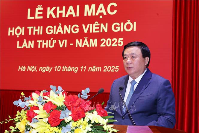 Lan tỏa tinh thần đổi mới trong giảng dạy lý luận chính trị