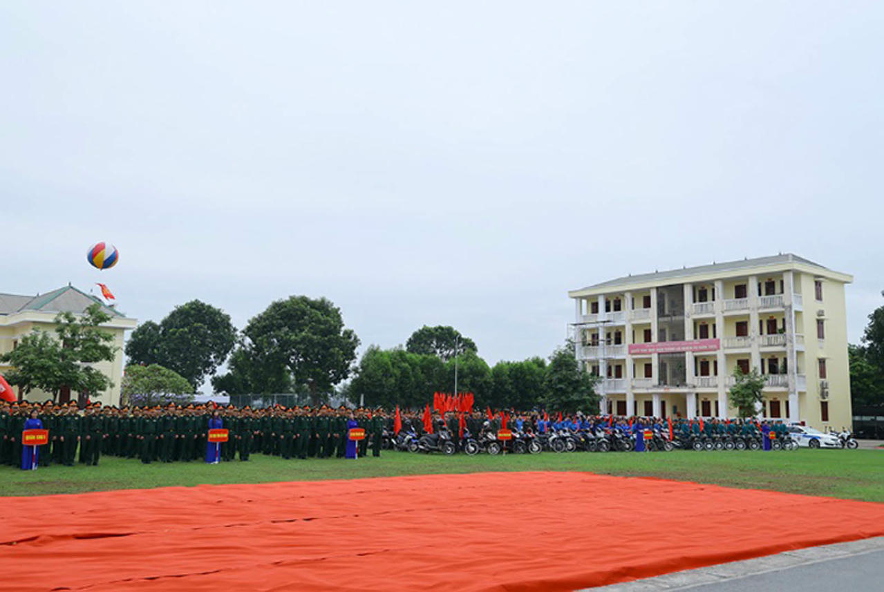 Ngày hội 'Thanh niên Quân đội với văn hóa giao thông' năm 2025