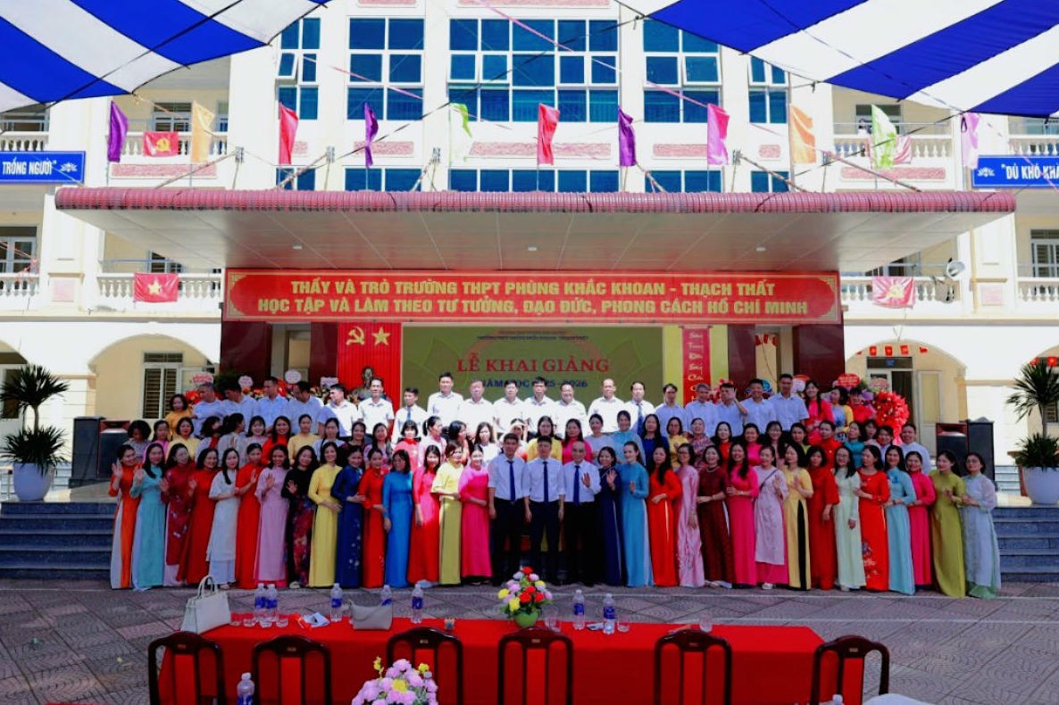 Tâm thư xúc động của thầy Hiệu trưởng mong được tặng cây xanh trong ngày kỷ niệm thành lập trường