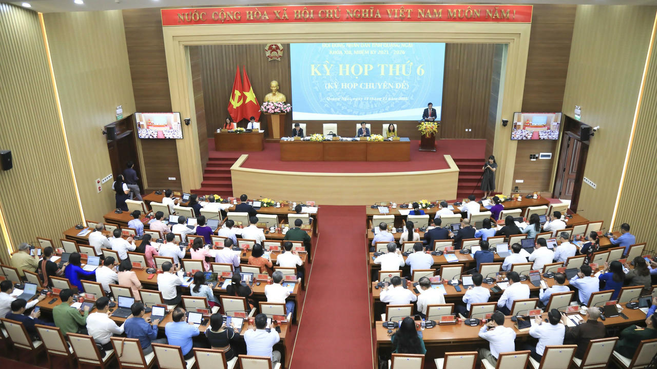 Quang cảnh kỳ họp.&nbsp;