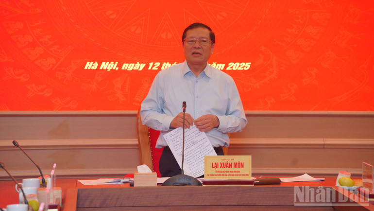 Ông Lại Xuân Môn phát biểu kết luận phiên họp. (Ảnh: nhandan.vn)