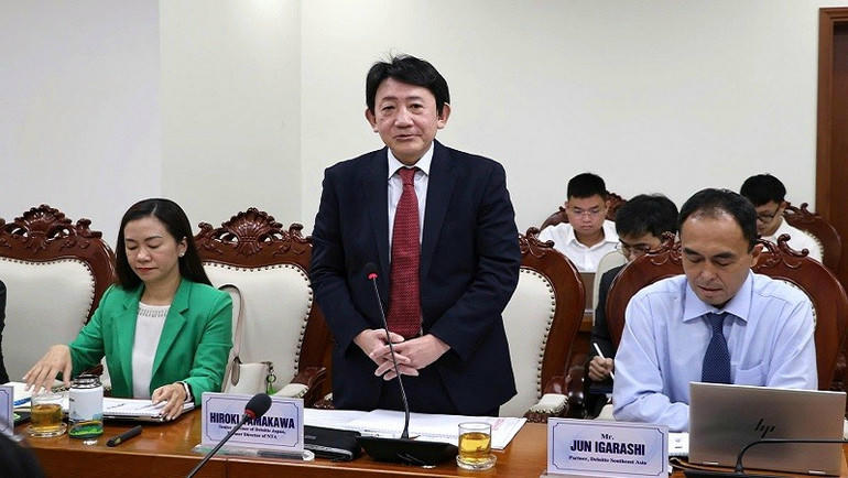 Ông Hiroki Yamakawa, Cố vấn cấp cao Deloitte Nhật Bản - nguyên Vụ trưởng Vụ Kiểm tra Doanh nghiệp lớn (Cơ quan Thuế Quốc gia Nhật Bản)