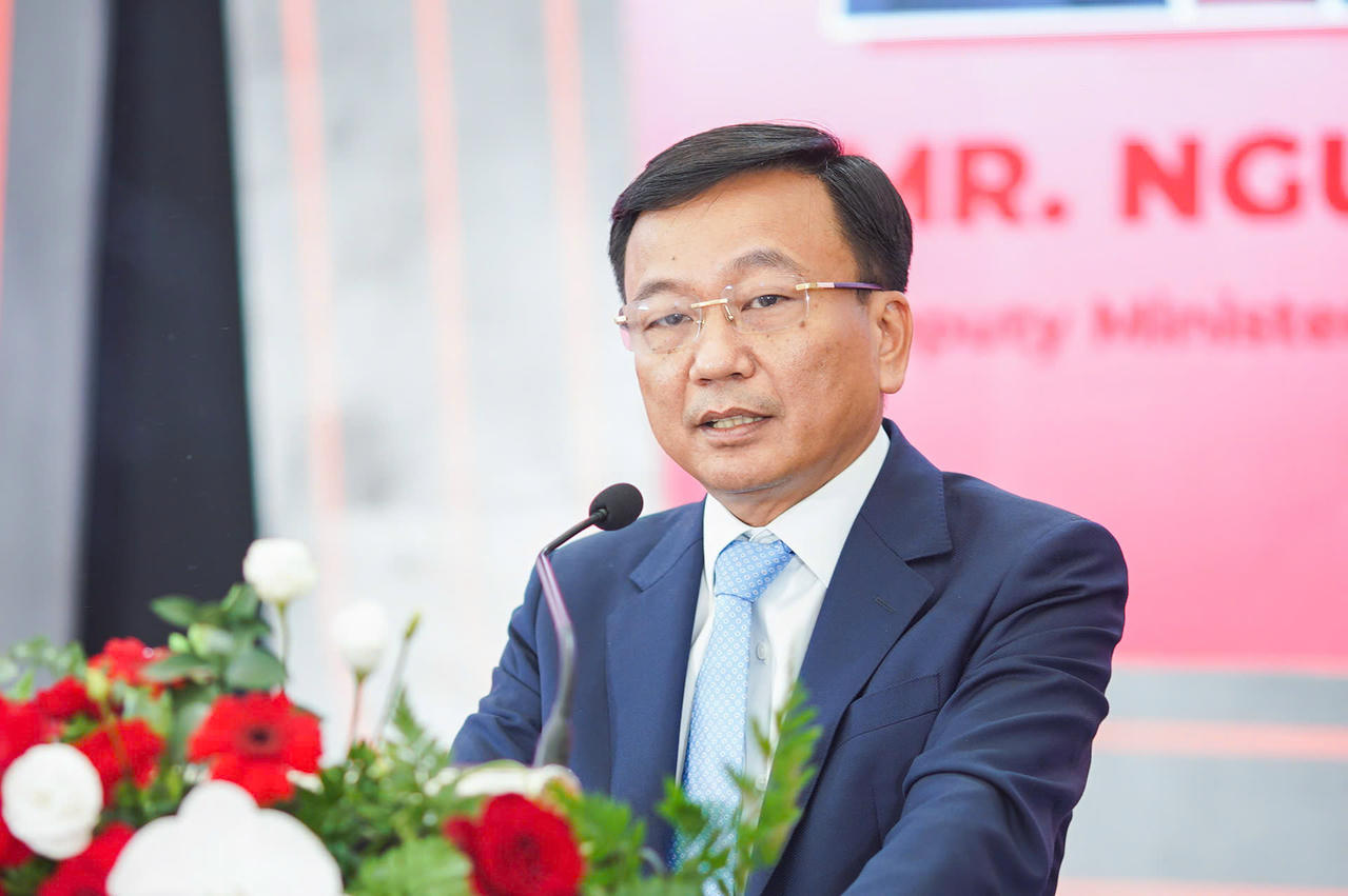 Thứ trưởng Bộ Xây dựng Nguyễn Danh Huy phát biểu khai mạc&nbsp;VRT &amp; CONS 2025