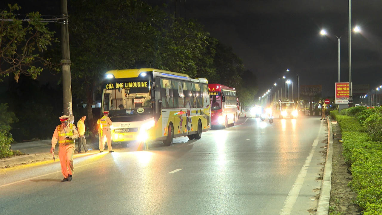 Xử lý dứt điểm xe khách “trá hình”, lập lại trật tự giao thông trên địa bàn TP Huế