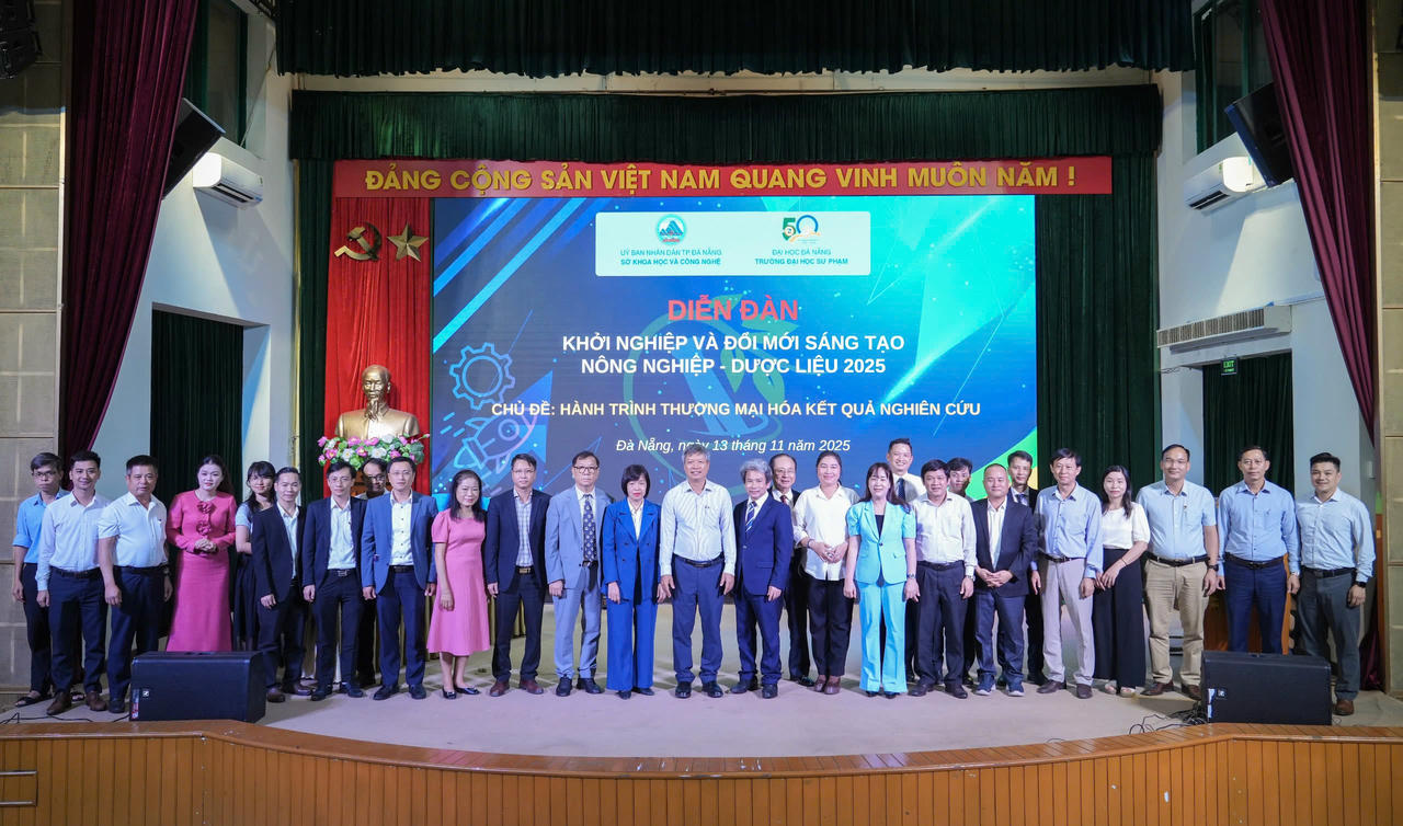 Với chủ đề “Hành trình thương mại hóa sản phẩm khởi nghiệp sáng tạo trong lĩnh vực Nông nghiệp - Dược liệu”, Diễn đàn hướng đến kết nối 4 nhà - nhà trường, nhà khoa học, nhà quản lý và nhà doanh nghiệp.