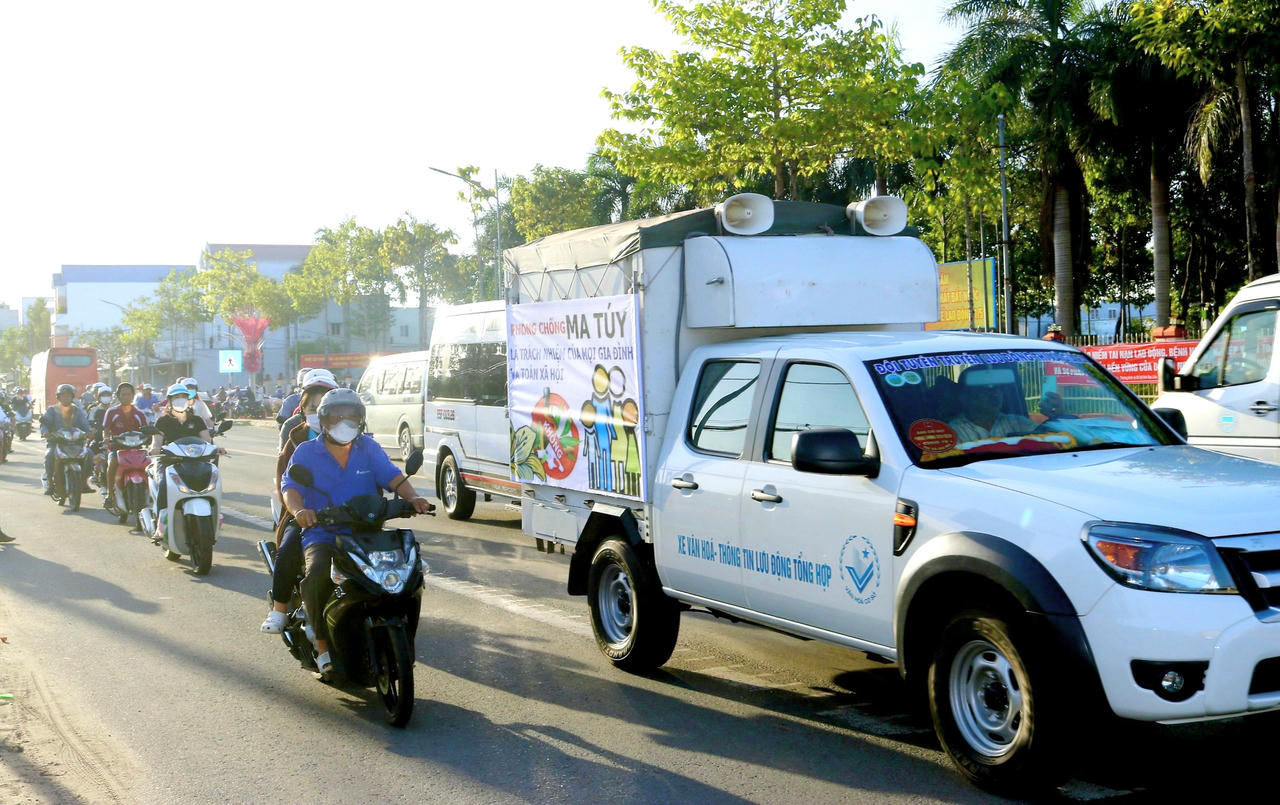 Công tác tuyên truyền phòng chống ma túy được triển khai đồng bộ từ gia đình, nhà trường đến toàn xã hội.