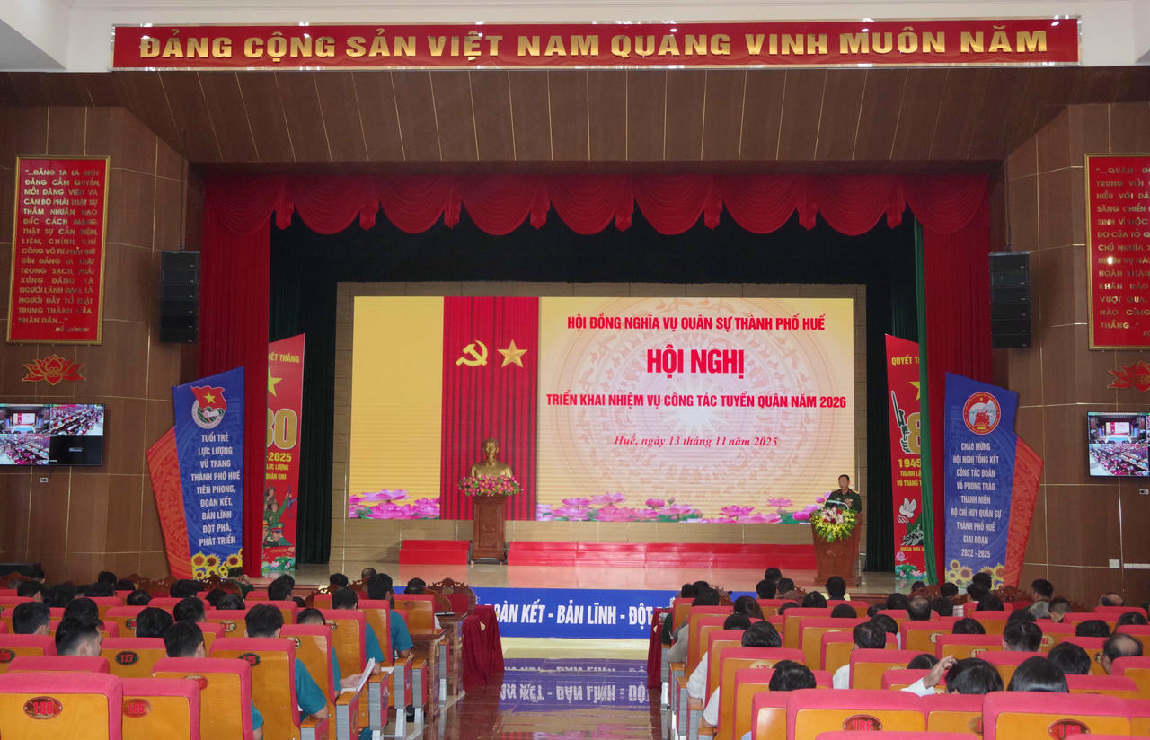 Toàn cảnh Hội nghị.