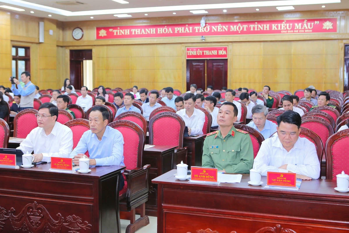 Quang cảnh hội nghị.