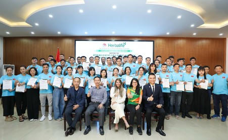 Chuyên gia Herbalife tại buổi huấn luyện dinh dưỡng chuyên sâu cho các vận động viên