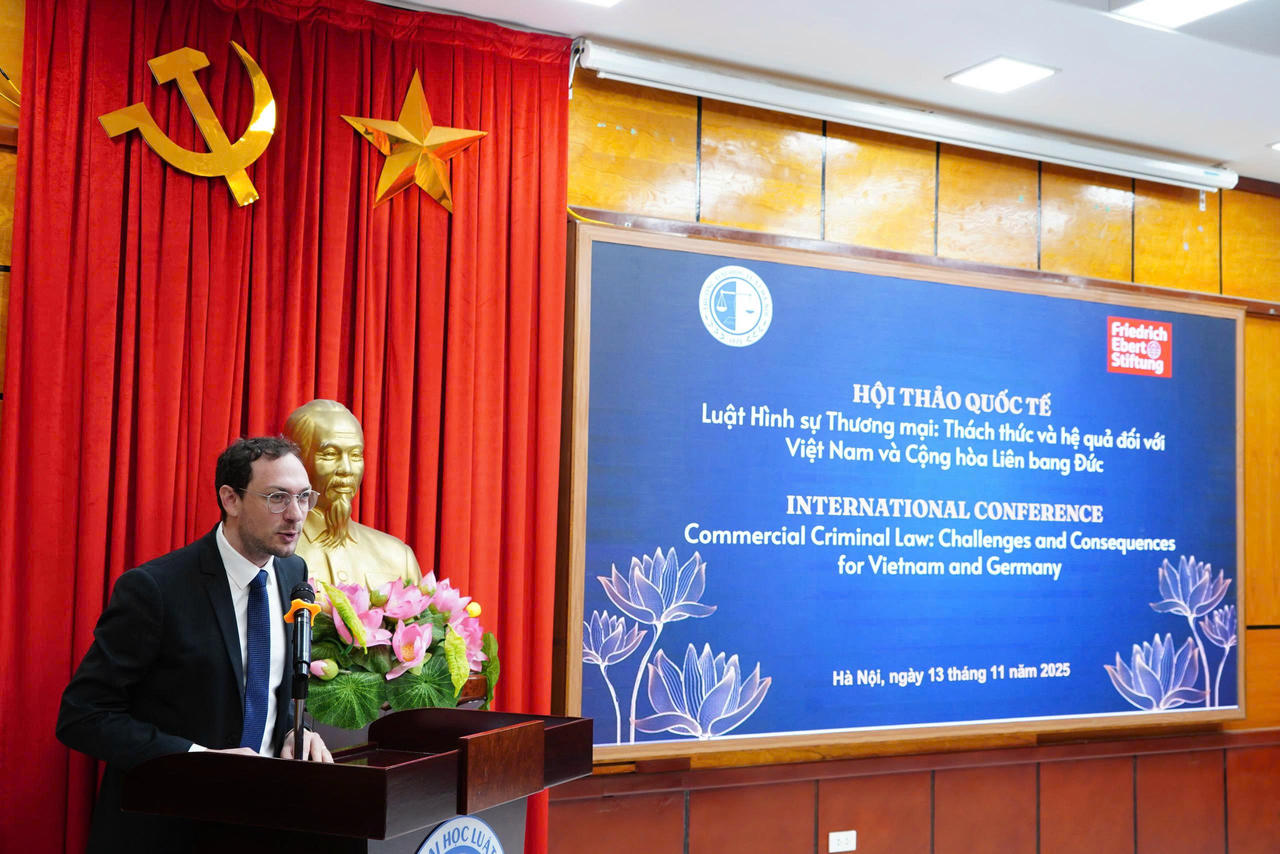 Ông Timo Rinke, Trưởng đại diện Viện FES tại Việt Nam phát biểu