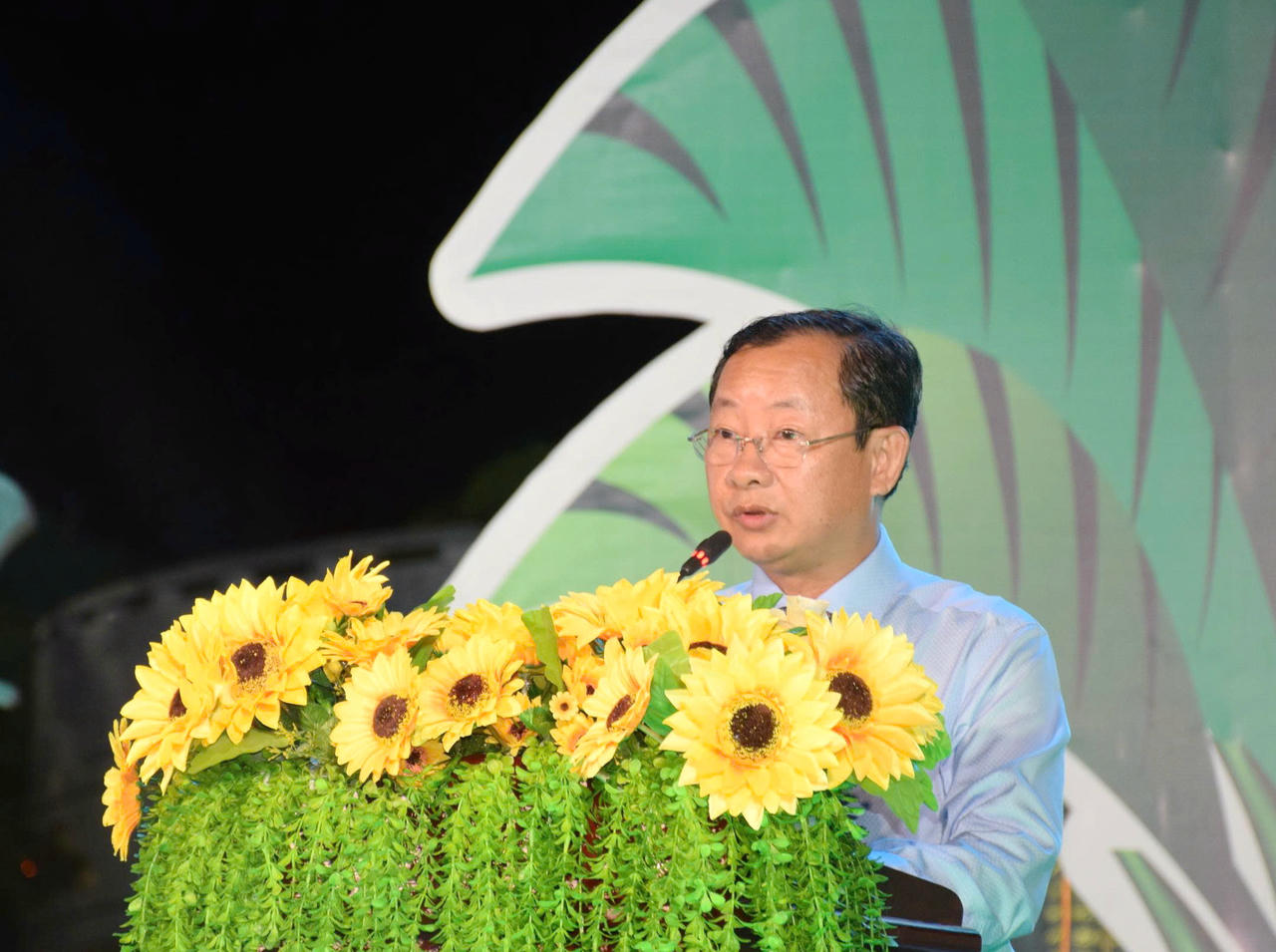 Ông Nguyễn Quốc Thanh - Giám đốc Sở Văn hóa, Thể thao và Du lịch tỉnh Cà Mau, phát biểu tại lễ khai mạc.