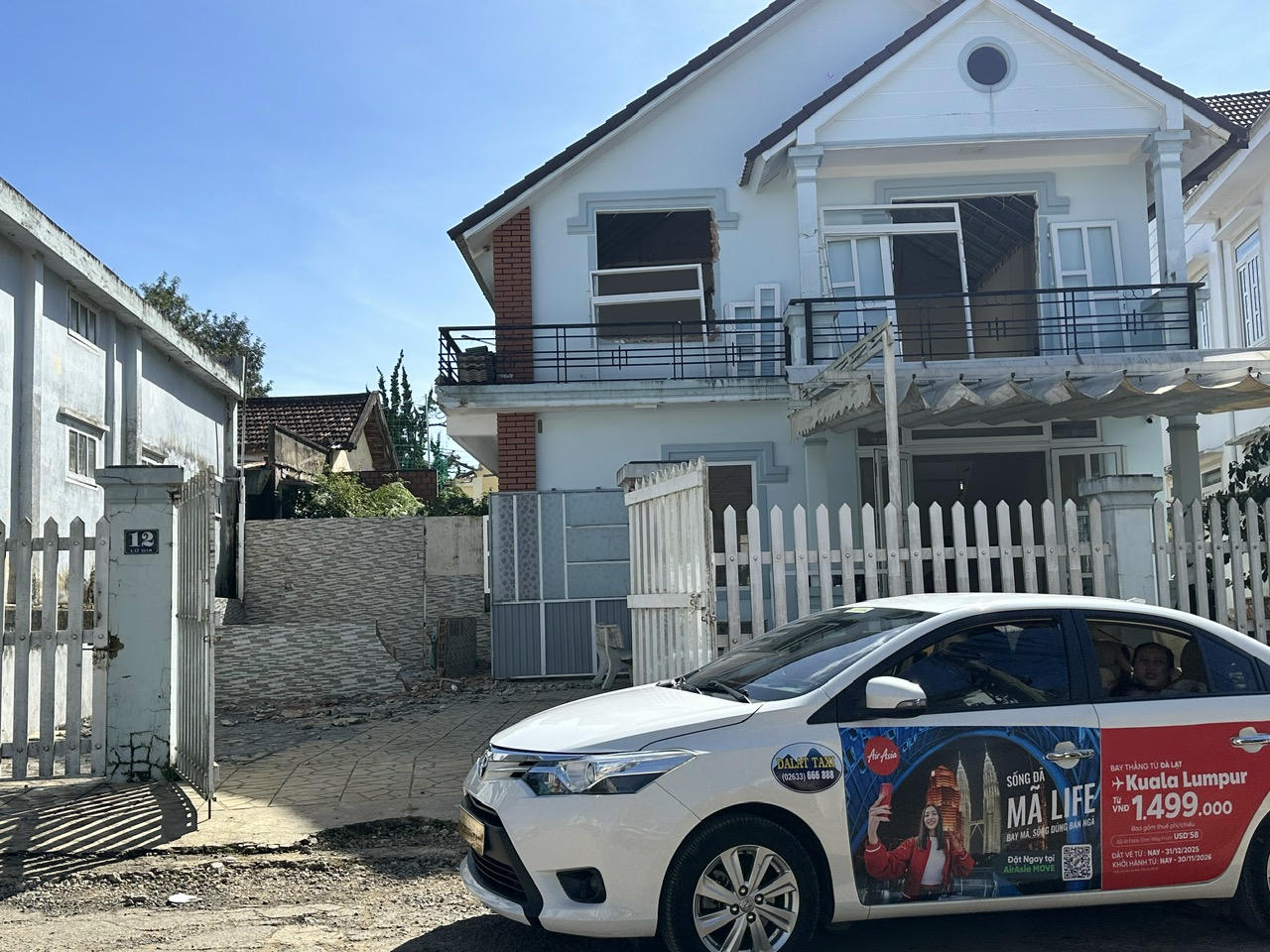 Chủ nhân căn nhà kiên cố sẵn sàng di dời chỗ ở, bàn giao mặt bằng mở đường cho thấy tinh thần luôn vì lợi ích chung của người dân Đà Lạt.