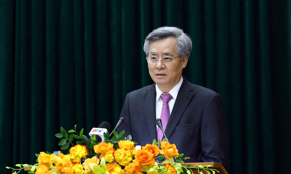  Phó Trưởng Ban Tổ chức Trung ương Nguyễn Quang Dương phát biểu tại hội nghị.