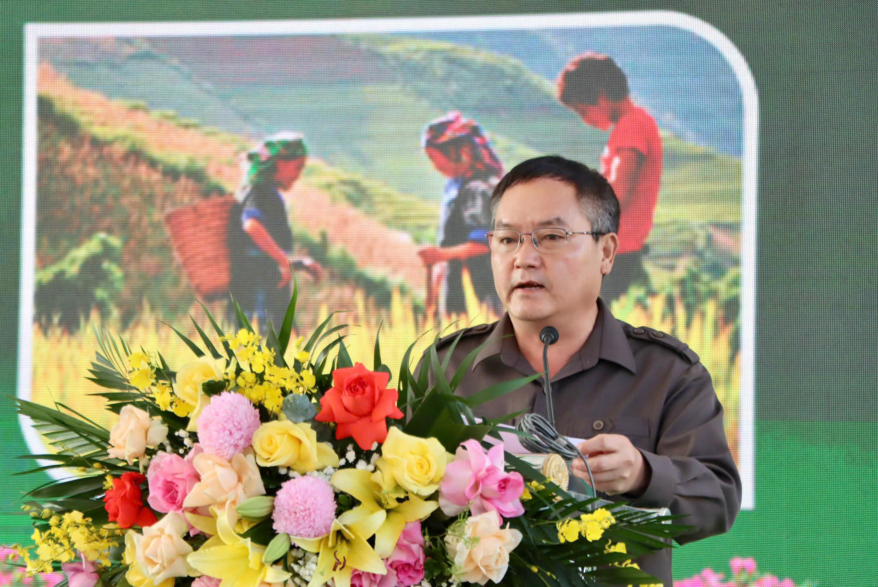 Ông Giàng A Tính - Phó Chủ tịch UBND tỉnh Lai Châu phát biểu.