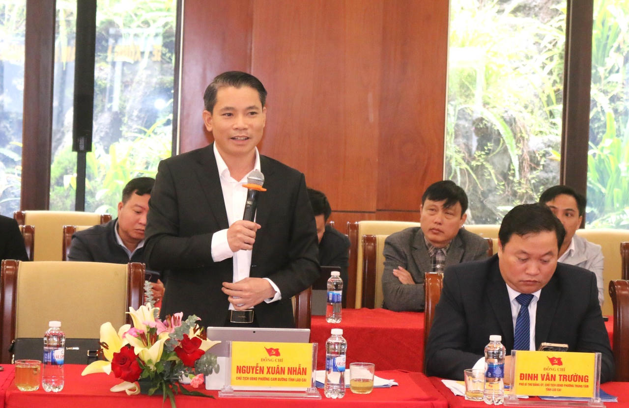 Đại biểu thảo luận tại Hội nghị