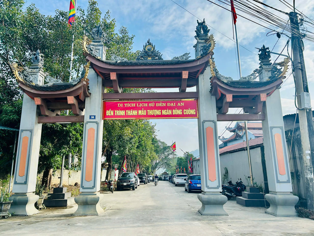 Đền Đại An - nơi thờ Tam vị Tôn Thần. (Ảnh trong bài PV)