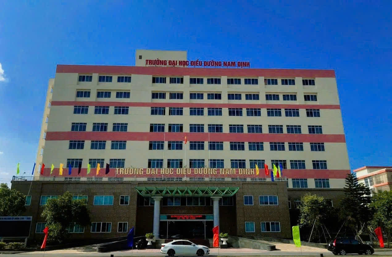 Bộ Y tế ra quyết định thụ lý đơn tố cáo Chủ tịch Hội đồng Trường Đại học (ĐH) Điều dưỡng Nam Định