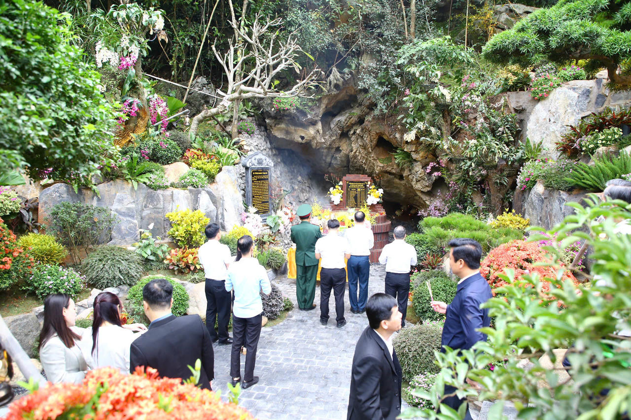 Công trình tôn tạo Di tích quốc gia đặc biệt Hang Tám Cô.