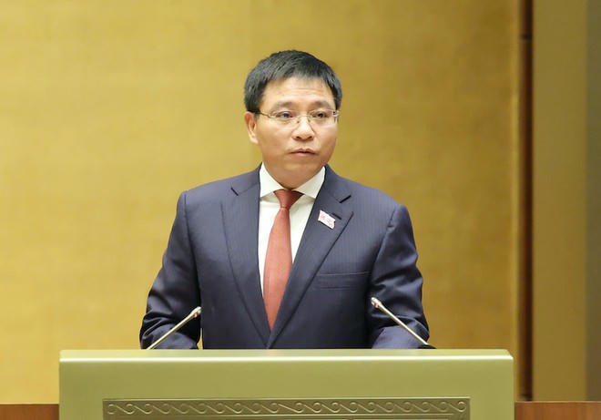 Bộ trưởng Bộ Tài chính Nguyễn Văn Thắng trình bày Tờ trình về Dự án Luật Thuế thu nhập cá nhân (sửa đổi) tại kỳ họp thứ 10 Quốc hội khóa XV.