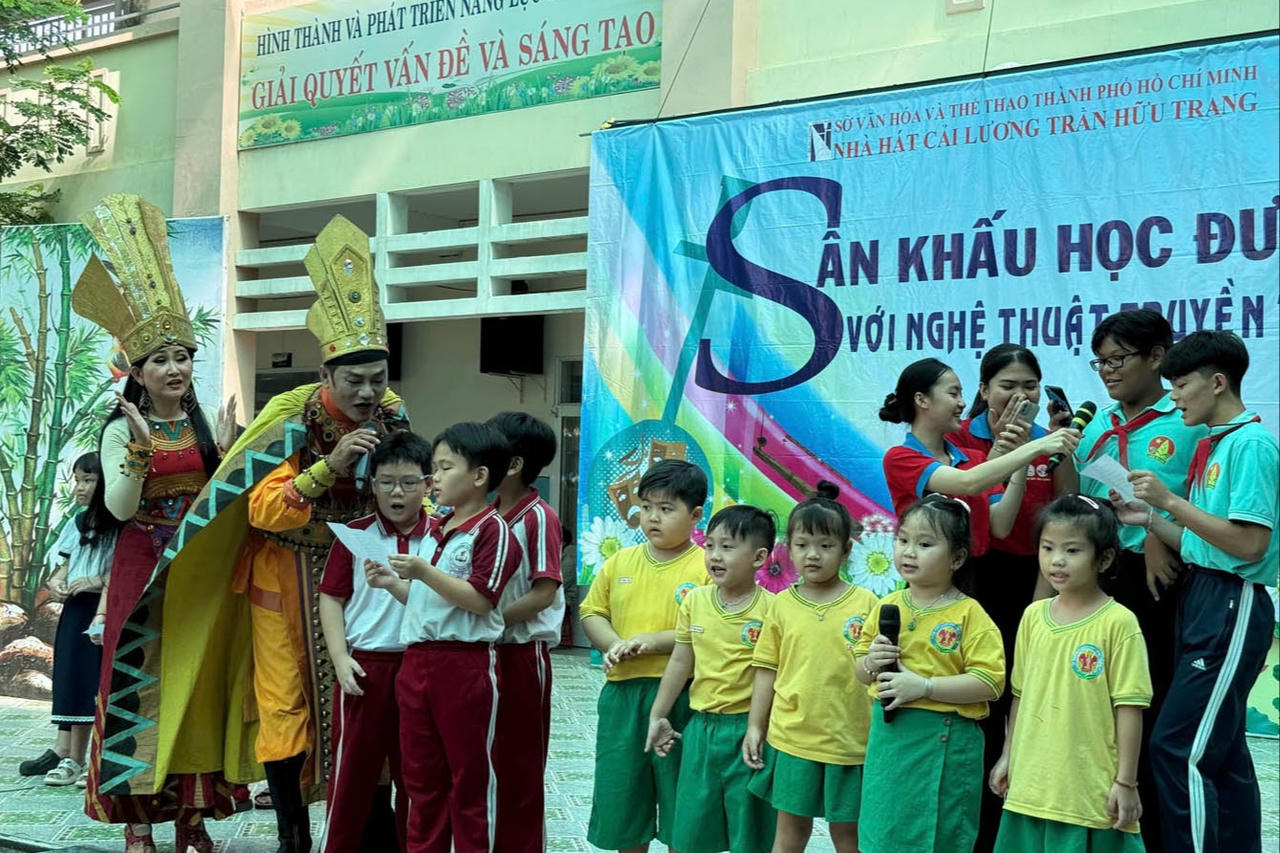 Lan tỏa tình yêu nghệ thuật truyền thống qua sân khấu học đường