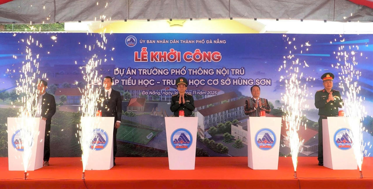 Khởi công dự án Trường phổ thông nội trú liên cấp tiểu học - THCS Hùng Sơn.