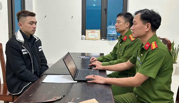 Bắt 2 đối tượng liều lĩnh vào nhà dân cướp tài sản