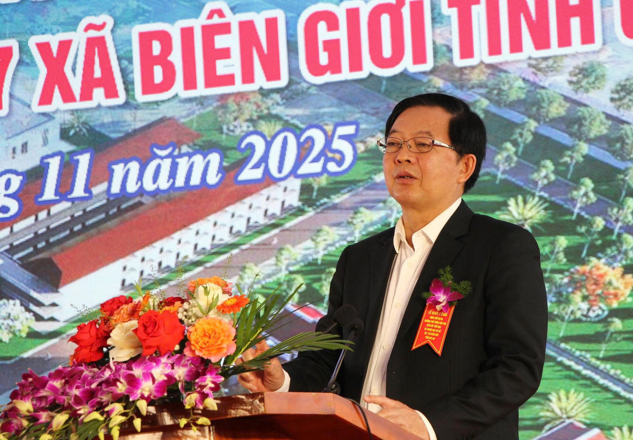 Phó Thủ tướng Chính phủ Hồ Quốc Dũng phát biểu tại lễ khởi công.