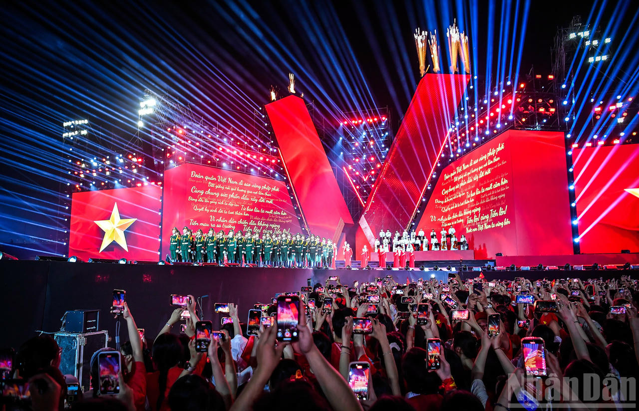 Năm 2030 phấn đấu công nghiệp văn hóa đóng góp 7% GDP của đất nước
