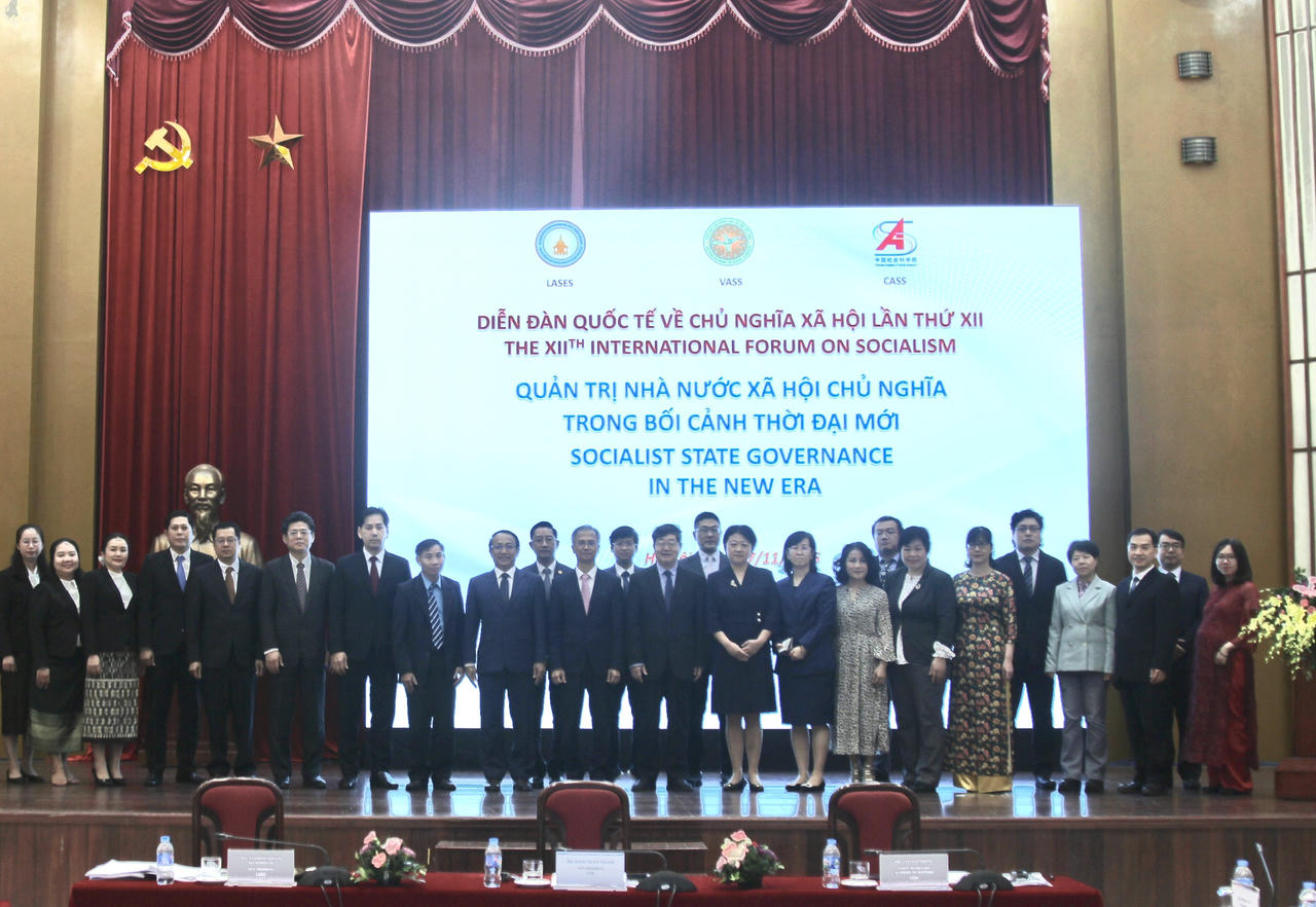 Quản trị nhà nước Xã hội chủ nghĩa trong bối cảnh thời đại mới
