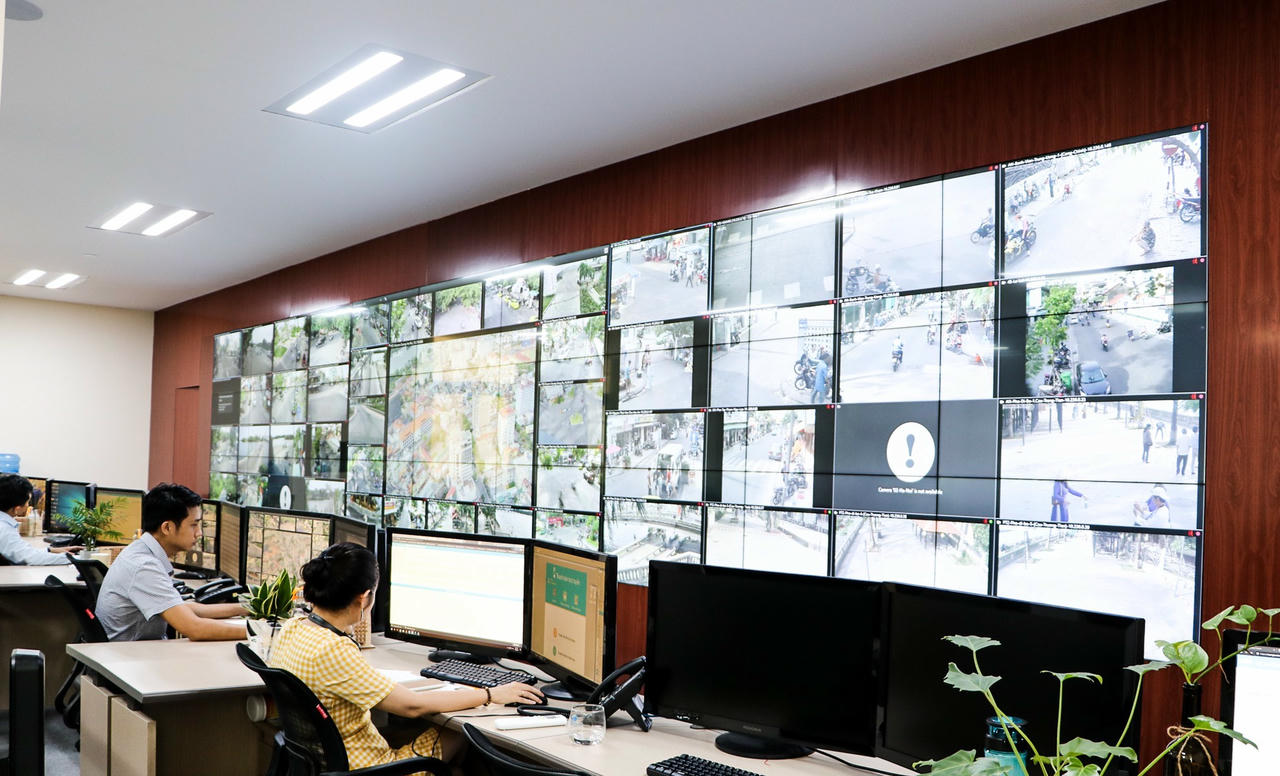 Giám sát nhiều vấn đề trong đô thị TP Huế thông qua hệ thống camera cảm biến chuyển hình ảnh về Trung tâm Giám sát, điều hành đô thị thông minh (Hue -S).
