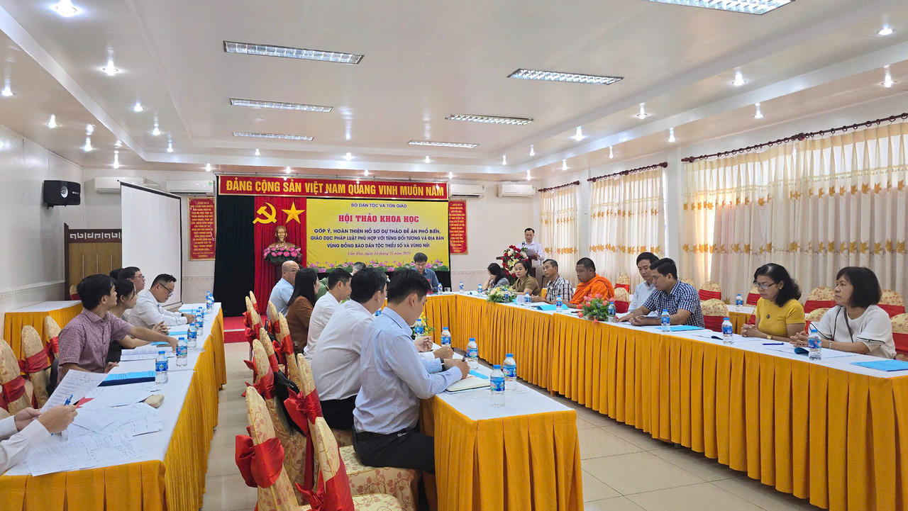 Quang cảnh Hội thảo