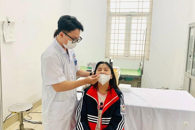 Ca mắc cúm mùa tăng, Bộ Y tế khuyến cáo người dân không tự ý dùng thuốc