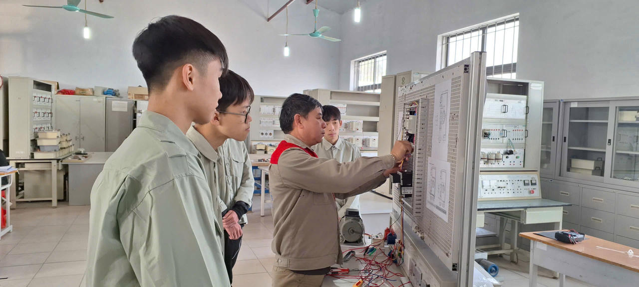 Giáo dục nghề nghiệp tại Lạng Sơn: Quyết tâm hoàn thành các mục tiêu chiến lược, tạo ra nguồn nhân lực chất lượng, đáp ứng yêu cầu phát triển bền vững của địa phương