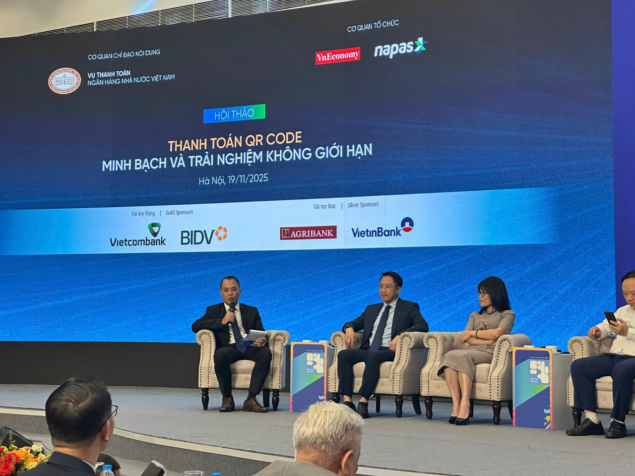 Thúc đẩy sử dụng QR thanh toán để minh bạch dòng tiền