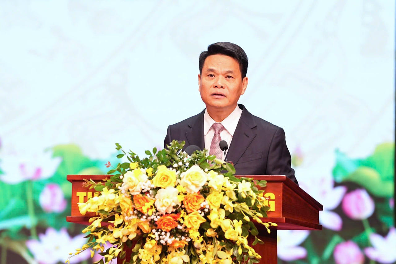 Ông Lê Ngọc Châu, Chủ tịch UBND TP phát biểu tại hội nghị.