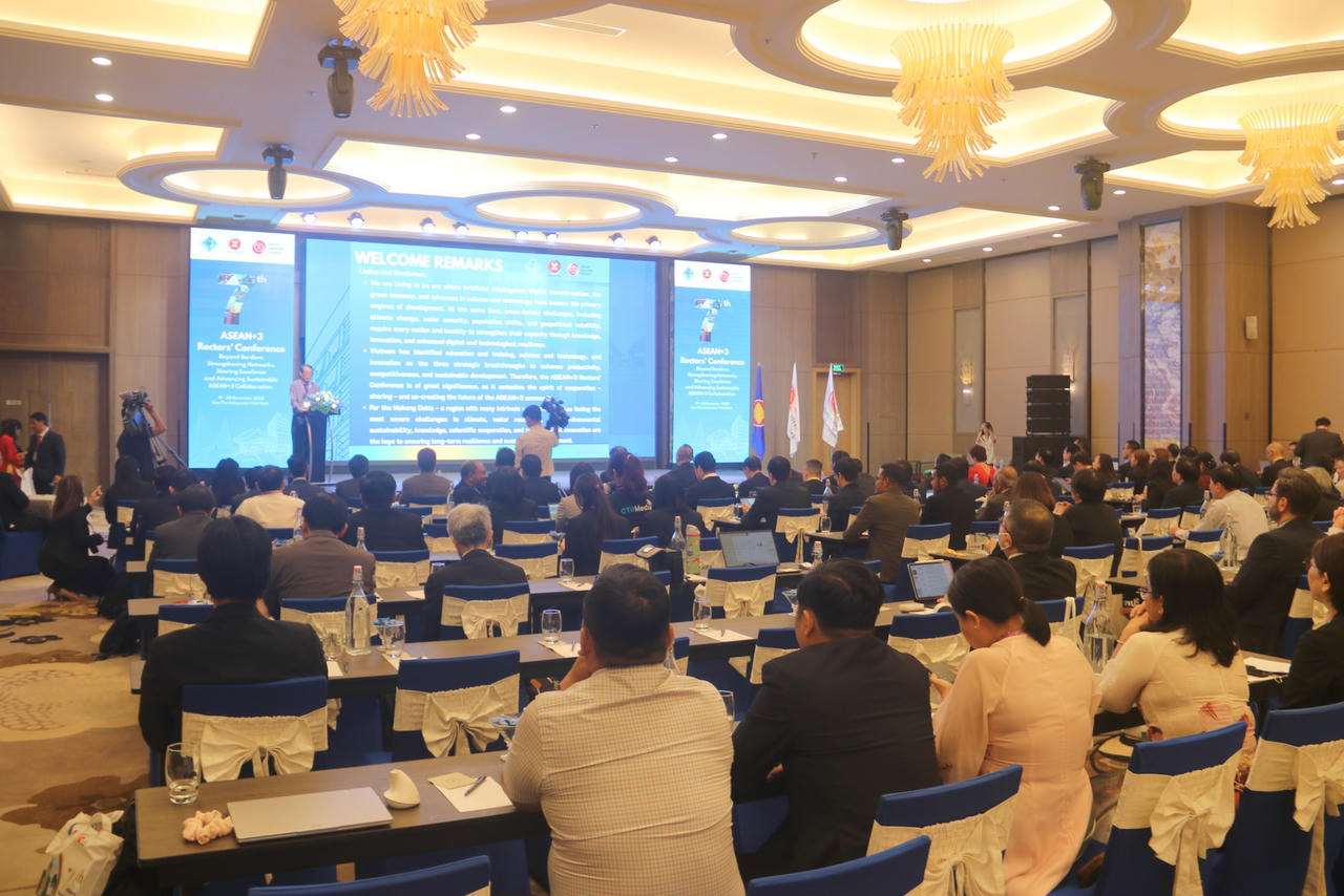 Quang cảnh hội nghị.